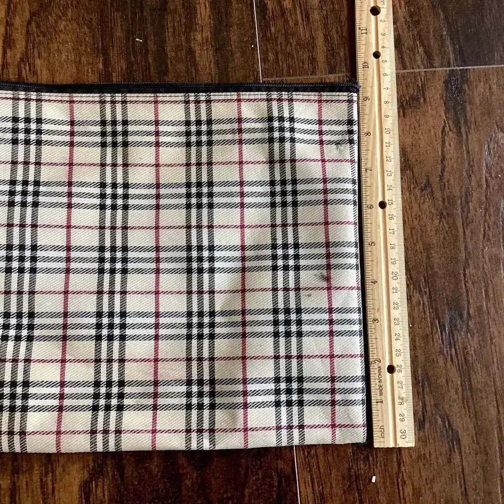 Cozy Plaid Zippered Pouch
